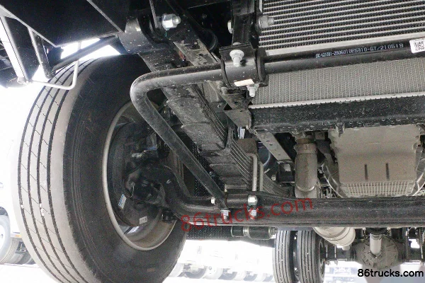JAC Shuailing Q7 Comfort 170hp 4X2(6 wheels) 4.845m semi-crew cab flatbed cargo truck (China VI) Chassis (2) | 86Trucks