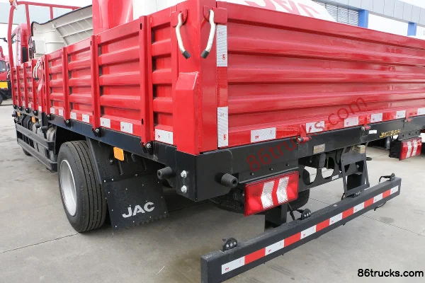 JAC Shuailing Q7 Comfort 170hp 4X2(6 wheels) 4.845m semi-crew cab flatbed cargo truck (China VI) Body (2) | 86Trucks