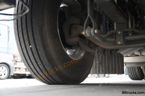 Sinotruk Sitrak C7H Heavy Truck 570 hp 6X4(10 wheels) Tractor Truck (China VI) Chassis (2) | 86Trucks