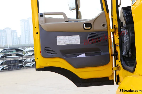 JAC Gallop A5L III 270hp 6X4(10 wheels) 4.6m dump truck Cab (3) | 86Trucks