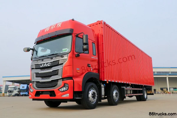 JAC Gallop A5W III Medium Truck 320hp 6X2(8 wheels) 7.8m van cargo truck Exterior (3) | 86Trucks