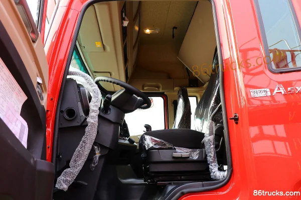 JAC Gallop A5W III Medium Truck 320hp 6X2(8 wheels) 7.8m van cargo truck Cab (3) | 86Trucks