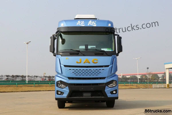 JAC Beyond Q7 heavy truck 560 hp 6X4(10 wheels) tractor truck Exterior (2) | 86Trucks