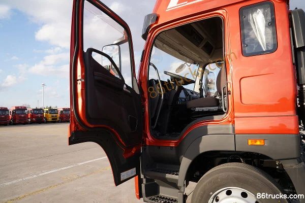 FAW Jiefang Qingdao JK6 camion moyen 260 ch 4X2(6 roues) camion porteur à ridelles 6,8 m (China VI) Cabine (1) | 86Trucks