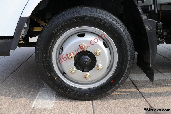 Ouling Jinlika II 115 hp 4X2(6 wheels) 4.13m Single Row Flatbed Light Truck (China VI) (4.333 Ratio) Chassis (1) | 86Trucks