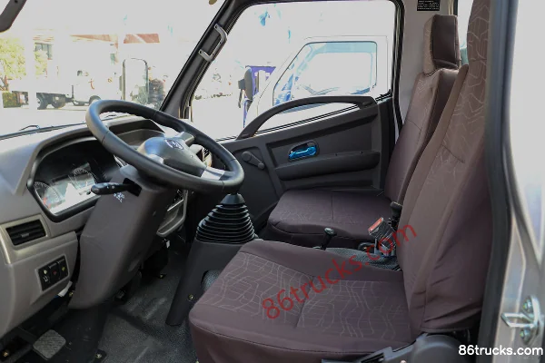 Ouling Xiaobaoma 95ch 4X2(6 roues) 2.95m single-row dump truck Cabine (1) | 86Trucks