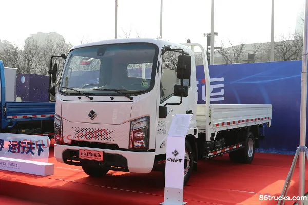 Ouling Jiyun 150hp 4X2(6 wheels) 4.15m Single Row Flatbed Light Truck (China VI) Exterior (3) | 86Trucks