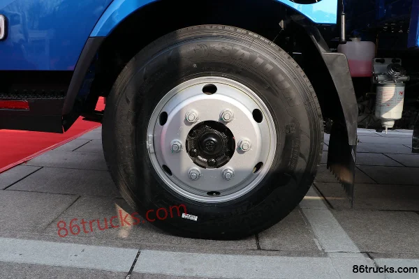 Ouling Jiyun 150hp 4X2(6 wheels) 4.15m single-row flatbed light truck (China VI, blue) Chassis (2) | 86Trucks