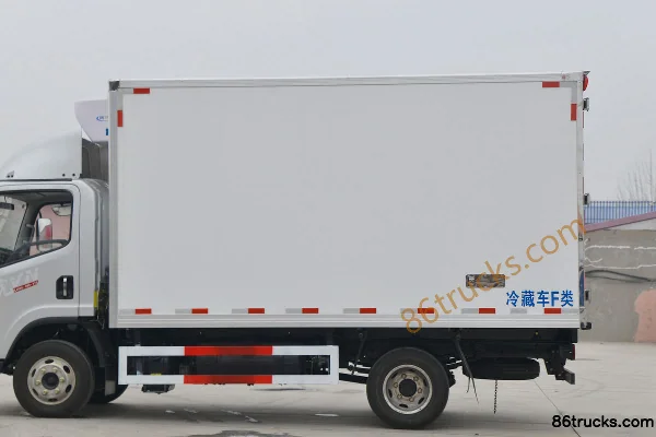 FAW Jiefang Hu VN 130 hp 4X2(6 wheels) 4.05m refrigerated truck (Weichai) Body (2) | 86Trucks