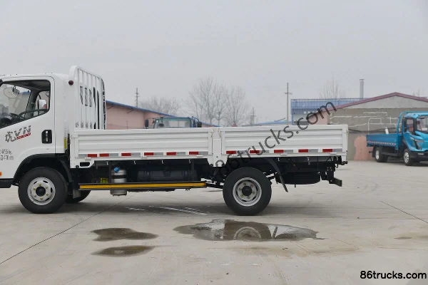 FAW Jiefang Hu VN 130hp 4X2(6 wheels) 4.2m single-row flatbed light truck Body (2) | 86Trucks