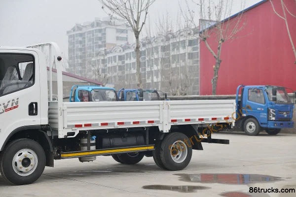 FAW Jiefang Hu VN 130hp 4X2(6 wheels) 4.2m single-row flatbed light truck Body (1) | 86Trucks