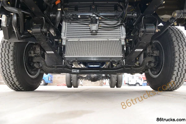FAW Jiefang Hu VN 130 ch 4X2(6 roues) 4,13 m camion frigorifique (Weichai) Châssis (1) | 86Trucks