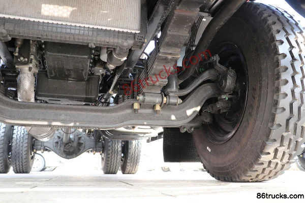 Jialong Longteng 245hp 4X2(6 wheels) 5.4m dump truck Chassis (3) | 86Trucks