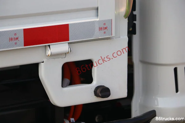 FARIZON E200S 4.2T 3.53m single-row pure electric flatbed light truck 66.8kWh 4X2(6 wheels) Body (3) | 86Trucks