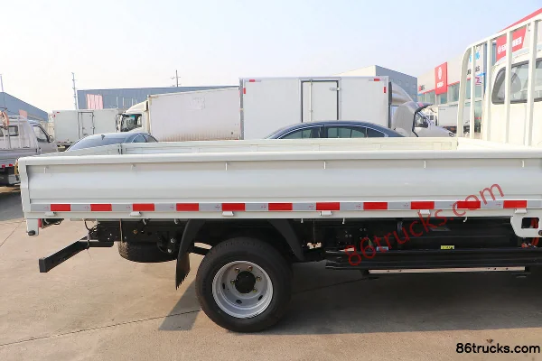 FARIZON E200S 4.2T 3.53m single-row pure electric flatbed light truck 66.8kWh 4X2(6 wheels) Body (1) | 86Trucks