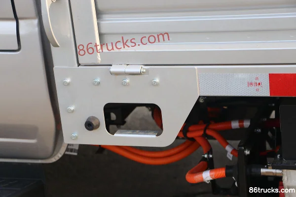 FARIZON Fengrui F3E 3.5T 3.7m single-row pure electric flatbed micro truck 61.824kWh 4X2(6 roues) Carrosserie (2) | 86Trucks