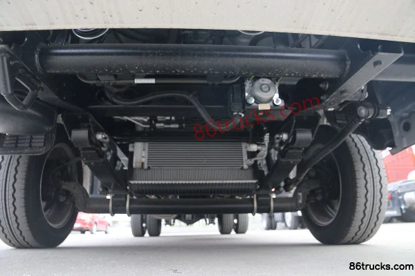 JAC Kaida X6 1.6L 120hp 4X2(6 wheels) Gasoline 3.8m Single Row Flatbed Mini Truck (China VI) Chassis (1) | 86Trucks
