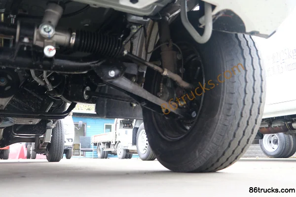 Jinbei Xinka S50 123 hp 4X2(6 wheels) Gasoline 3.2m Single Row Flatbed Micro Truck (China VI) Chassis (3) | 86Trucks