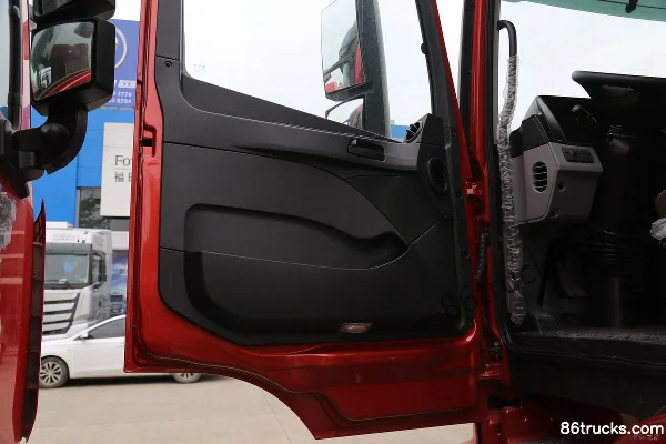 Foton Auman GTL Quality Enjoy Edition 460hp 6X4(10 wheels) LNG Tractor Truck (China VI) Cab (1) | 86Trucks