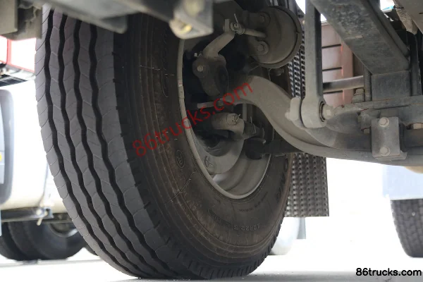 Foton Auman GTL Quality Enjoy Edition 460hp 6X4(10 wheels) LNG Tractor Truck (China VI) Chassis (2) | 86Trucks