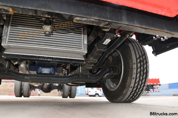 FAW Jiefang Hu VH 190hp 4X2(6 wheels) 5.16m single-row van light truck Chassis (3) | 86Trucks