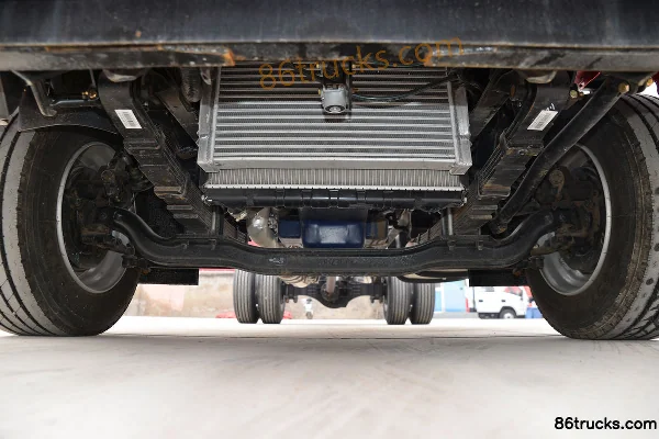 FAW Jiefang Hu VH 190hp 4X2(6 wheels) 5.16m single-row van light truck Chassis (1) | 86Trucks