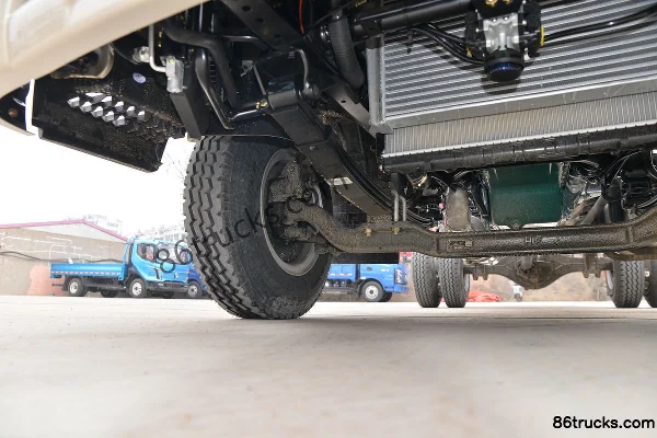 FAW Jiefang Lingtu 180hp 4X2(6 wheels) 4.16m Single Row Van Light Truck (Ratio 4.333) Chassis (2) | 86Trucks