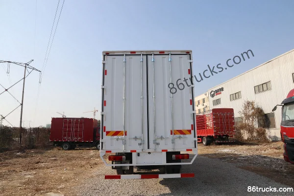 Dongfeng H5 Startup Edition 4.5L Diesel 240 hp 4X2(6 wheels) Fast Gear 8-speed 7.8m Van Cargo Truck Body (3) | 86Trucks