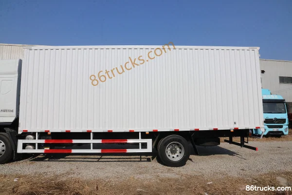 Dongfeng H5 Startup Edition 4.5L Diesel 240 hp 4X2(6 wheels) Fast Gear 8-speed 7.8m Van Cargo Truck Body (2) | 86Trucks