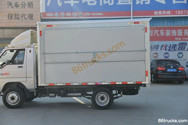 Foton Times Yuling VQ1 1.2L 86 hp 4X2(6 wheels) gasoline 3.02m single-row wing-opening box micro truck Body (2) | 86Trucks