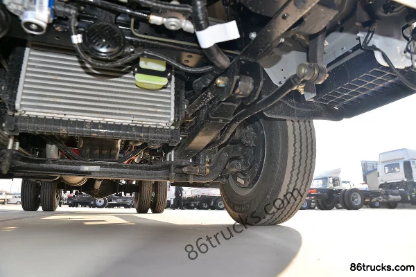 Foton Ollin New Jiyun Youth Edition 132 hp 4X2(6 wheels) 4.14m single-row van light truck (China VI) Chassis (3) | 86Trucks