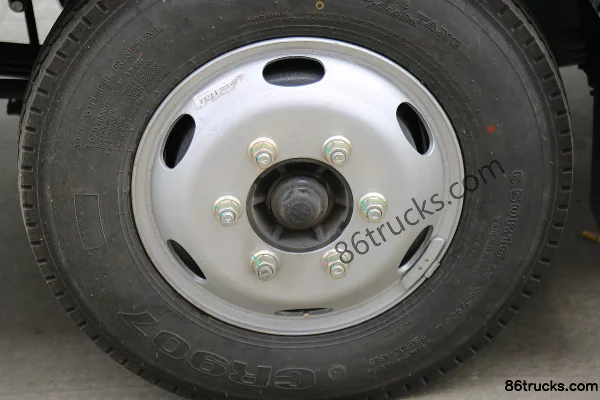 Sinotruk HOWO Zhixiang 130 hp 4X2(6 wheels) 3.8m refrigerated truck (axle ratio 4.333) Chassis (3) | 86Trucks
