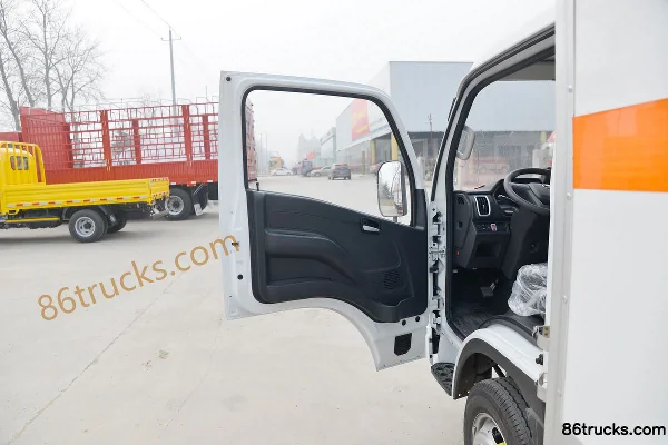 Yuejin Fuyun S80, 95 ch 4X2(6 roues) diesel, 2,9 m camion fourgon pour transport de gaz inflammables (China VI) Cabine (1) | 86Trucks