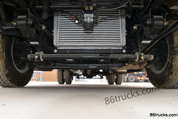 FAW Jiefang Lingtu 160hp 4X2(6 wheels) 4.13m Refrigerated Truck (China VI) (Shandong Yuheng) Chassis (1) | 86Trucks