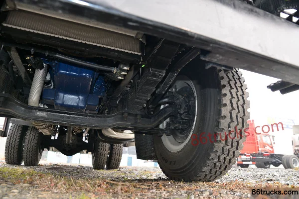 FAW Jiefang Hu VH King Arrives 4.3L Diesel 205hp 4X2(6 wheels) Fast Gear 8-Speed 4.15m Semi-Cab Dump Truck Chassis (3) | 86Trucks