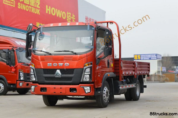 Sinotruk HOWO Tongshuai 130 hp 4X2(6 wheels) 3.85 m crew cab flatbed light truck Exterior (3) | 86Trucks