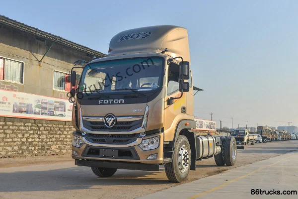 Foton Aoling Big Bee 210 hp 4X2(6 wheels) 6.1 m Single Row Wing Opening Box Cargo Truck Exterior (3) | 86Trucks