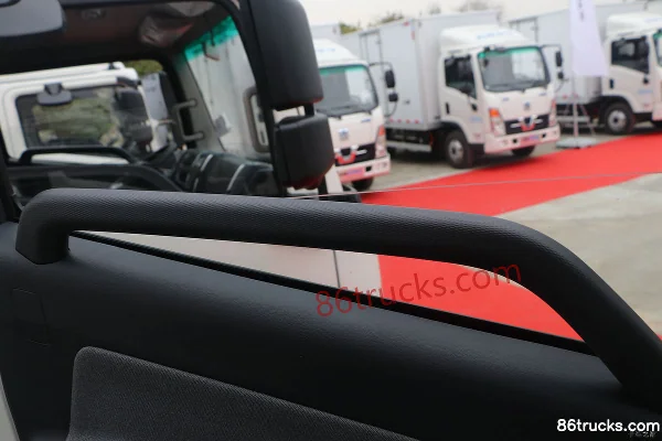 FARIZON Xingzhi H7E Zhixiang Edition 4.5T 4.15m single-row pure electric van truck 89.1kWh 4X2(6 wheels) Interior (2) | 86Trucks