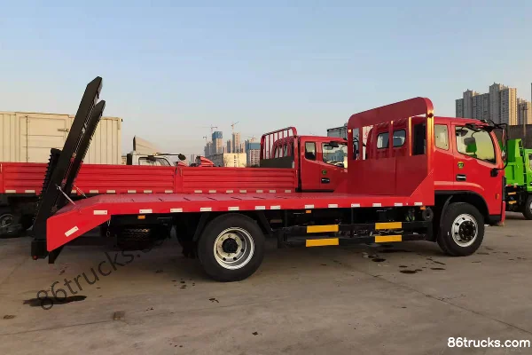 Dongfeng FuruiKa F8 185hp 4X2(6 wheels) Flatbed Truck Exterior (3) | 86Trucks