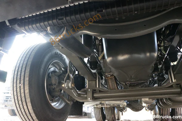 Sinotruk HOWO TH7 Heavy Truck 500 hp 6X4(10 wheels) Tractor Truck (China VI) Chassis (2) | 86Trucks