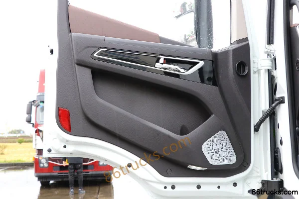 SAIC Hongyan Genlyon H6 25T 6X4(10 wheels) Fuel Cell Tractor Truck Cab (2) | 86Trucks