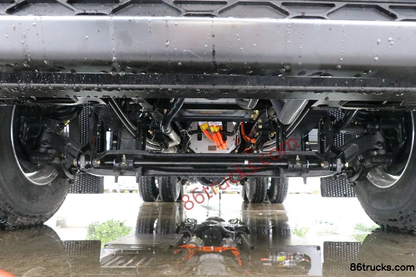 SAIC Hongyan Genlyon H6 25T 6X4(10 wheels) Fuel Cell Tractor Truck Chassis (1) | 86Trucks