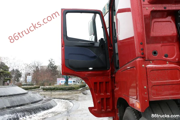 Foton Auman EST 470 hp 8X4(12 wheels) 9.53m panel cargo truck (high roof) Cab (1) | 86Trucks