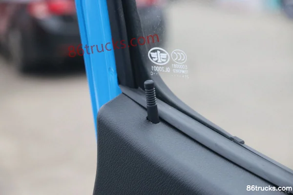 FAW Hongta FAW Jiefang Classic 3 Series 130 hp 4X2(6 wheels) 3.73m Dump Truck (Ratio 4.33) (China VI) Cab (2) | 86Trucks