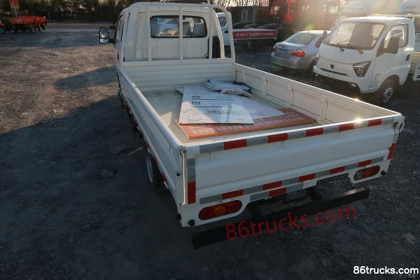 Feidi DX 127 ch 4X2(6 roues) 3,02 m cabine double plateau ridelles (China VI) Carrosserie (3) | 86Trucks