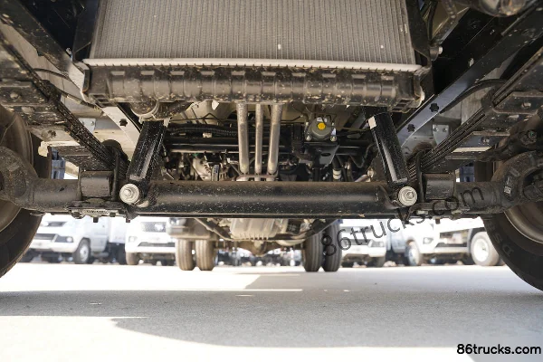 Foton Xiangling V3 1.6L 122 ch 4X2(6 roues) 2,7 m double cabine camion plateau léger (China VI) (rapport 5,375) Châssis (1) | 86Trucks