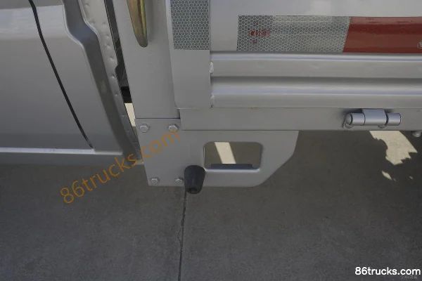 Foton Xiangling V3 1.6L 122 ch 4X2(6 roues) 2,7 m double cabine camion plateau léger (China VI) (rapport 5,375) Carrosserie (3) | 86Trucks