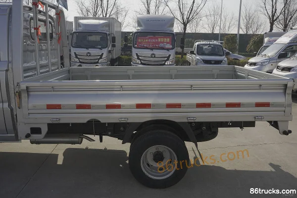 Foton Xiangling V3 1.6L 122 ch 4X2(6 roues) 2,7 m double cabine camion plateau léger (China VI) (rapport 5,375) Carrosserie (2) | 86Trucks