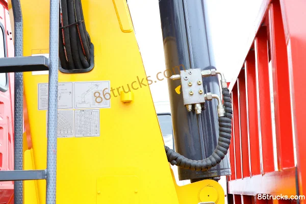 SAIC Hongyan Jiehu H6 350 hp 8X4(12 wheels) Truck-mounted Crane Body (1) | 86Trucks