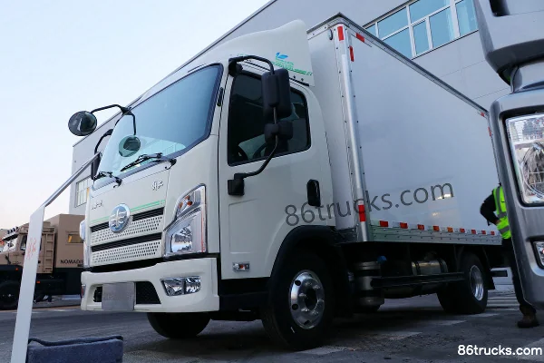 FAW Jiefang Lantu 4.5T 4.16m Single Row Hybrid Box Truck 4X2(6 wheels) Exterior (3) | 86Trucks